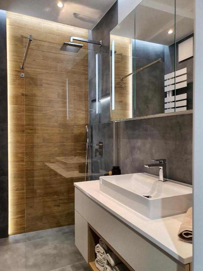 Luxury 2-Room Apartment In Praga-Polnoc Port Praski Varsavia Esterno foto