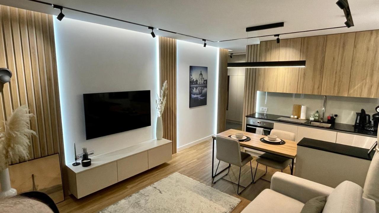 Luxury 2-Room Apartment In Praga-Polnoc Port Praski Varsavia Esterno foto